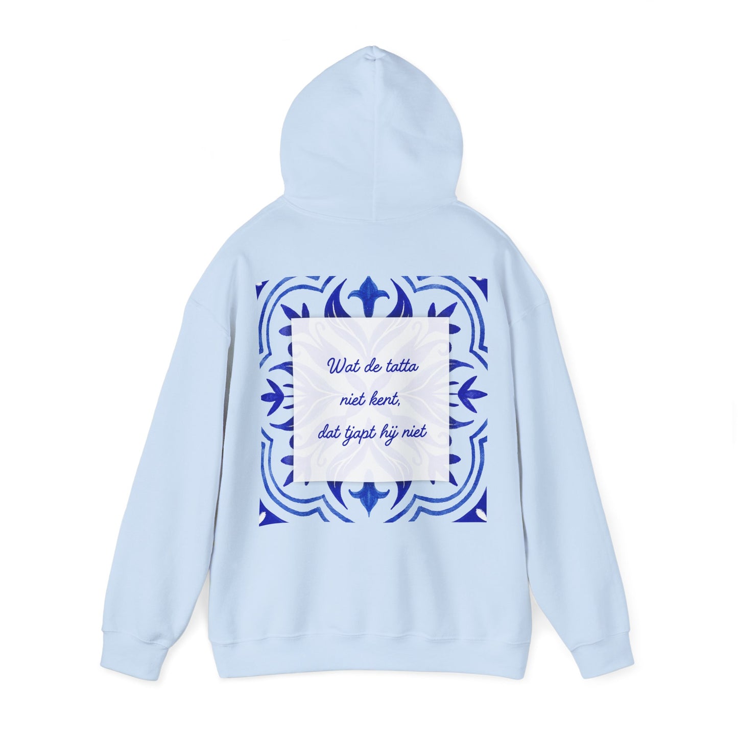 Unisex Heavy Blend™ Hooded Sweatshirt 'wat de tatta niet kent'